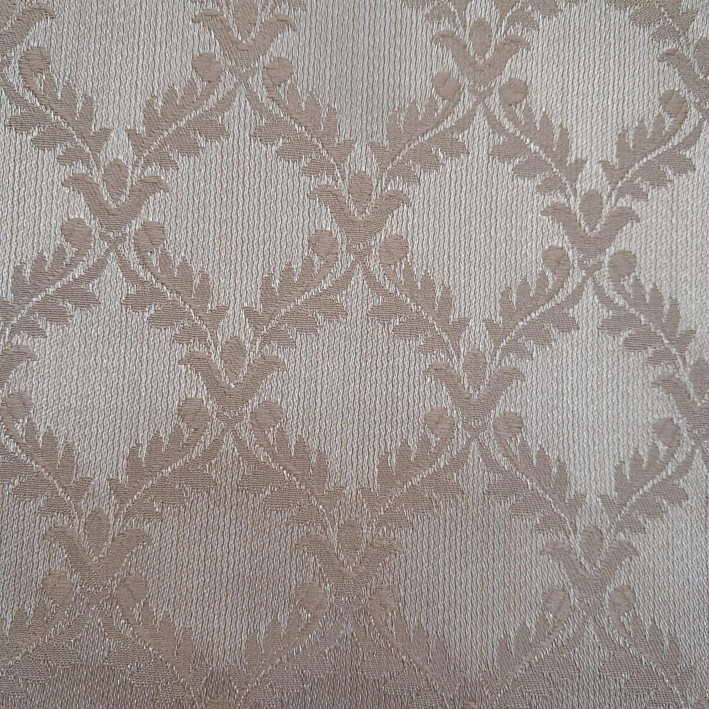 Tecido Para Sofá Chantung Bordado Bege