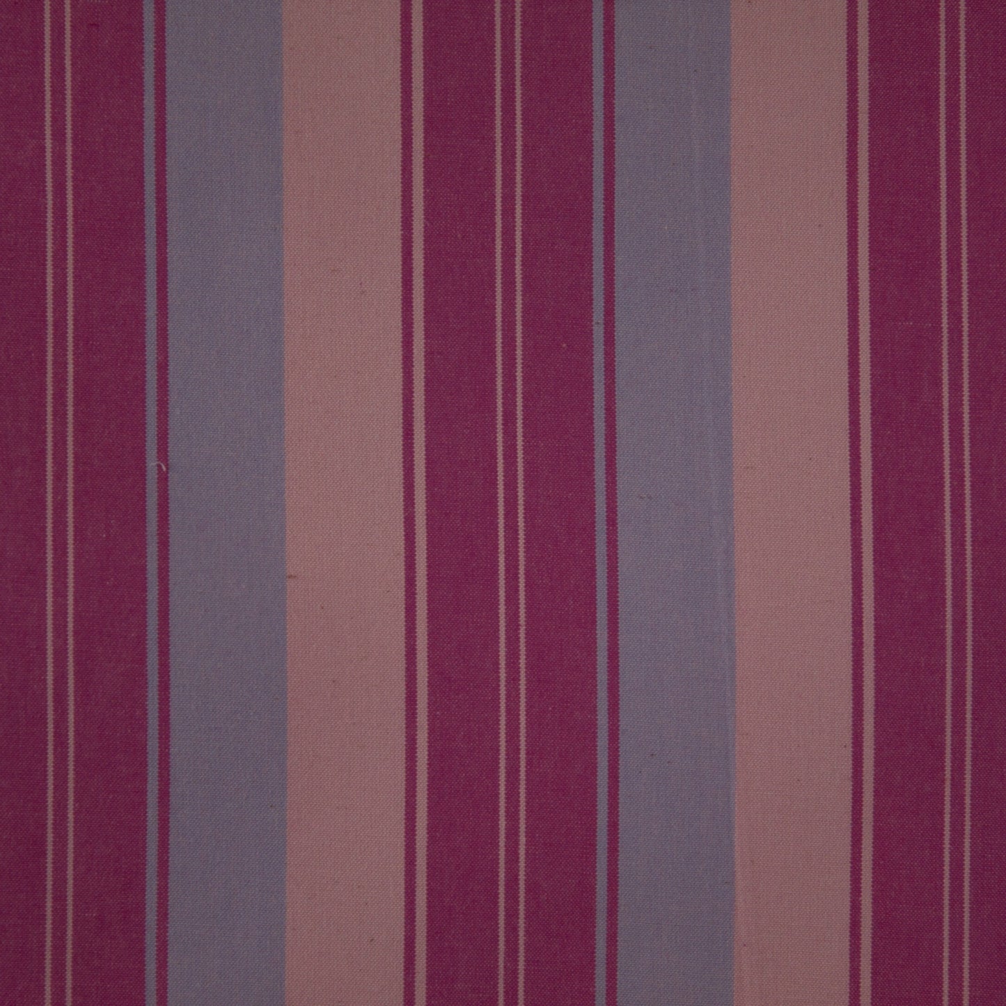 Tecido Para Sofá Algodão Colorê Pink/Lilás - Torre Tecidos