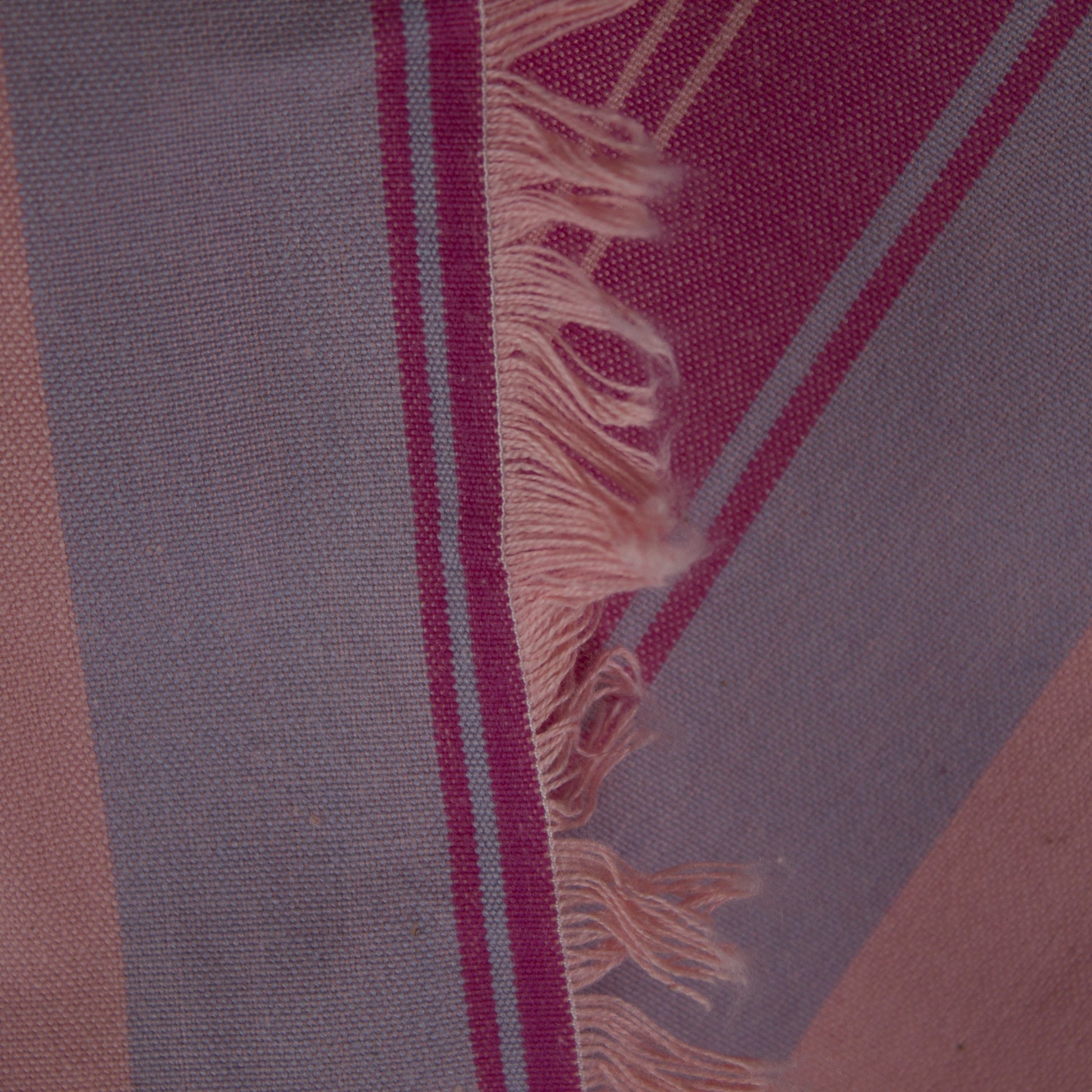 Tecido Para Sofá Algodão Colorê Pink/Lilás - Torre Tecidos
