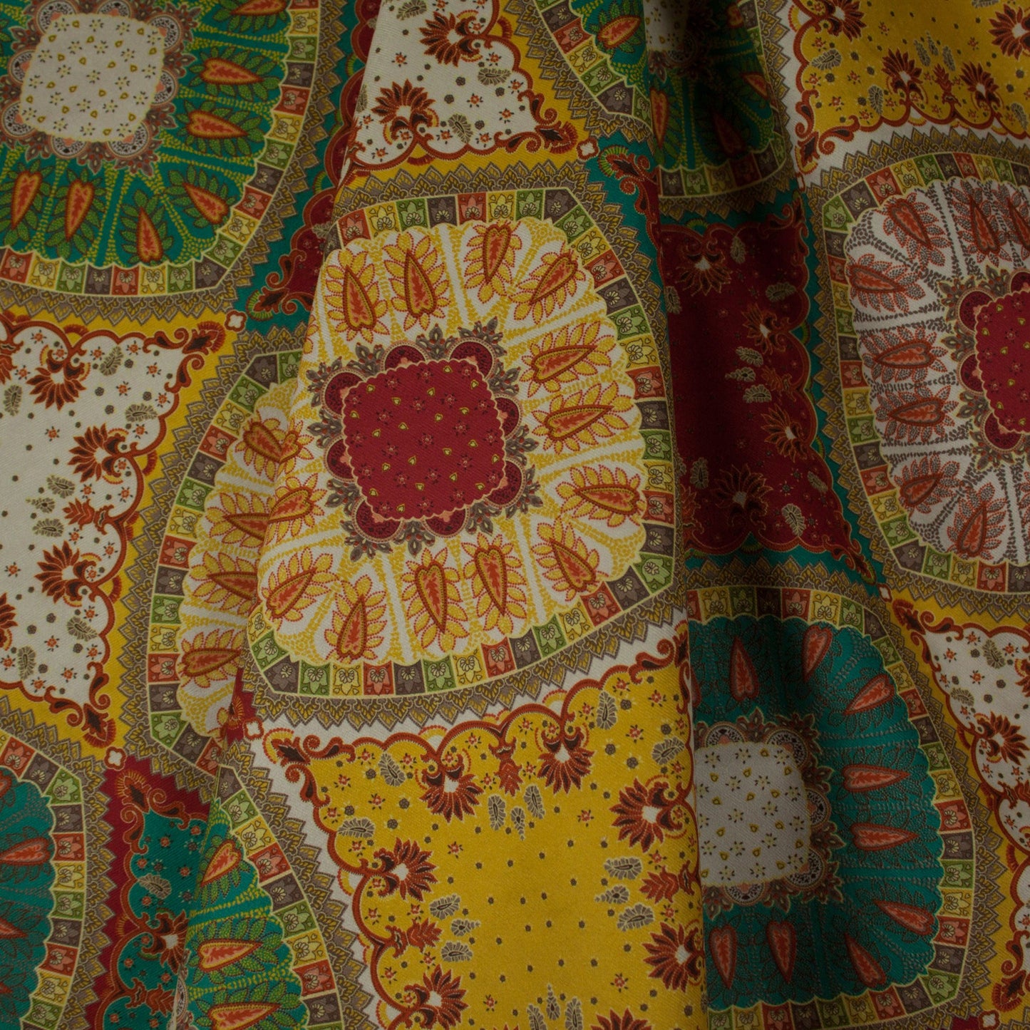 Tecido Para Sofá Veludo Vellus Mandala - Texpoint