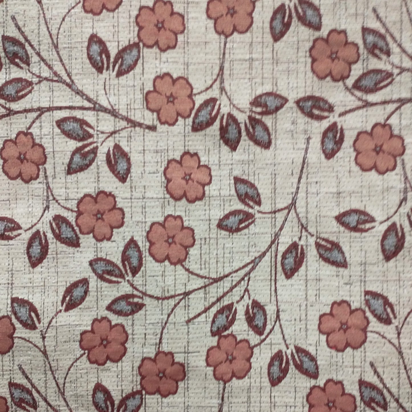 Tecido Para Sofá Jacquard Victoria Floral Crú/Marsala - Imetextil - Textil Irineu Meneghel Ltda.