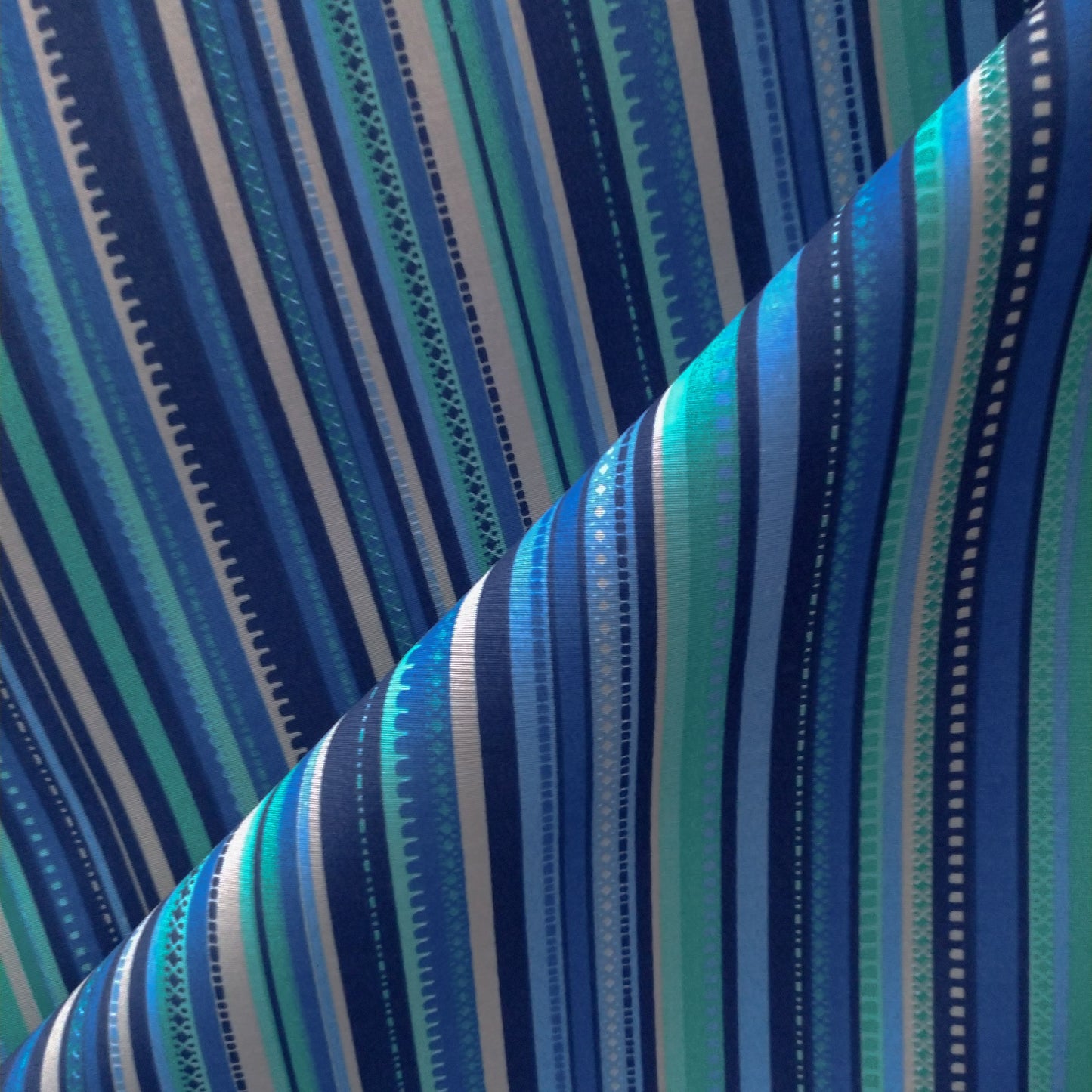 Tecido Para Área Externa Acqualine Listrado Azul/Tiffany - Imetextil - Textil Irineu Meneghel Ltda.