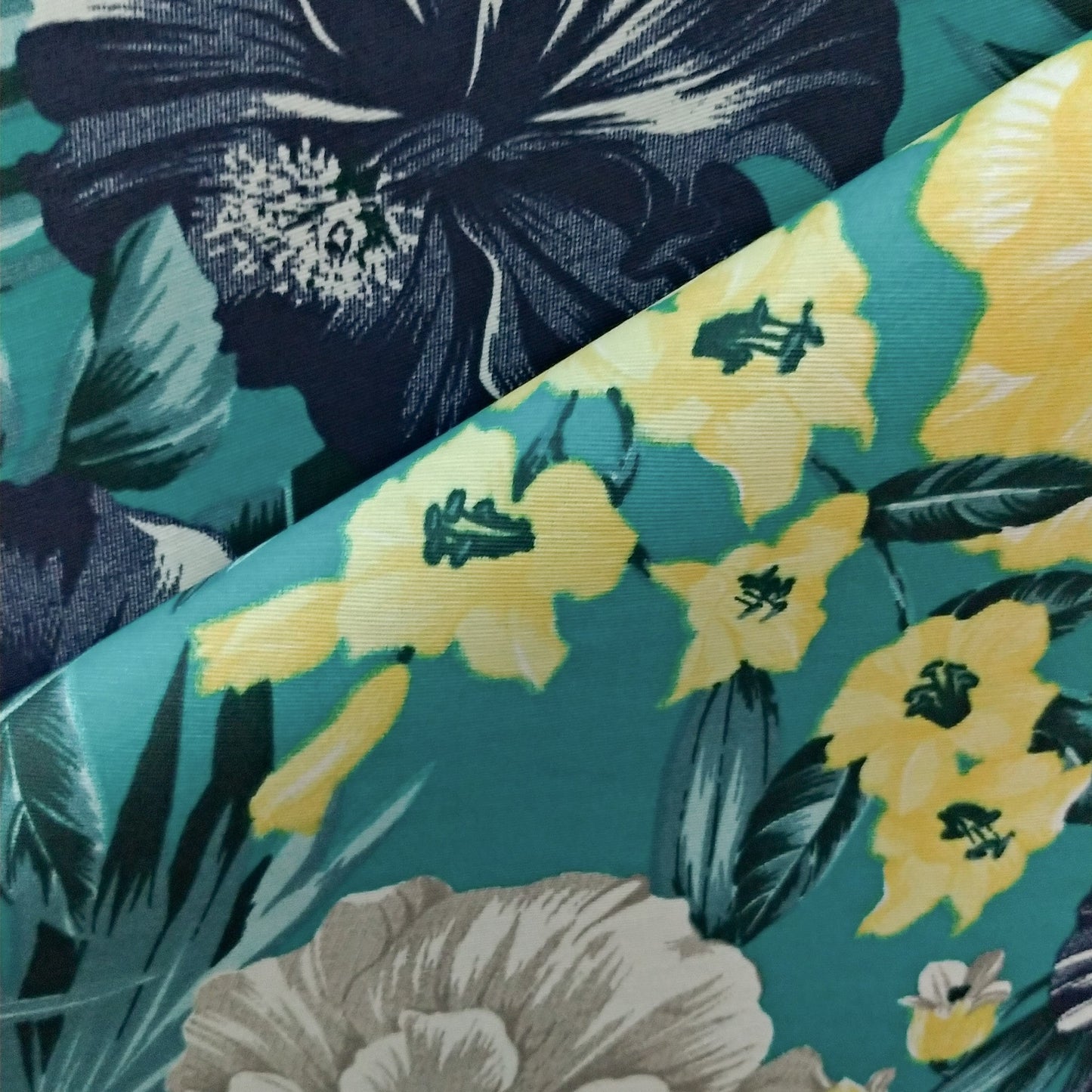 Tecido Para Área Externa Waterblock Floral Peônias - Döhler