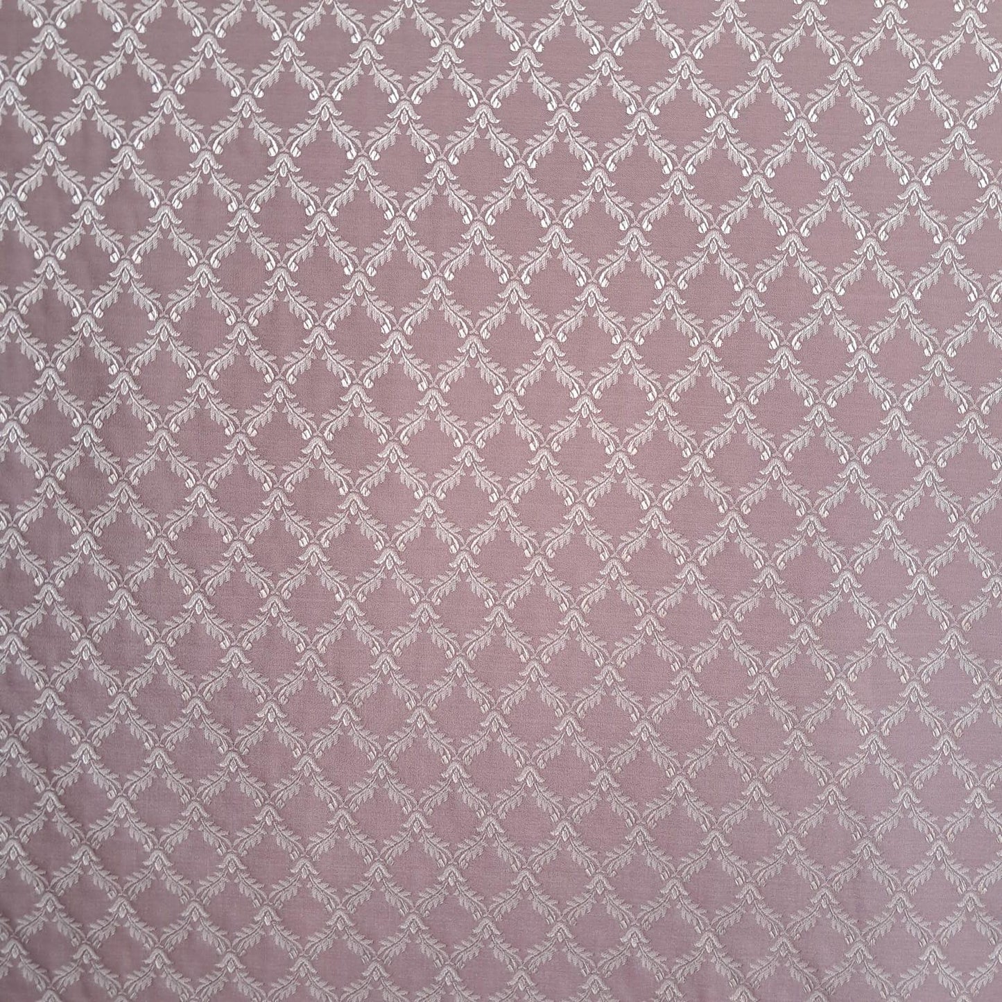 Tecido Para Sofá Chantung Bordado Rose