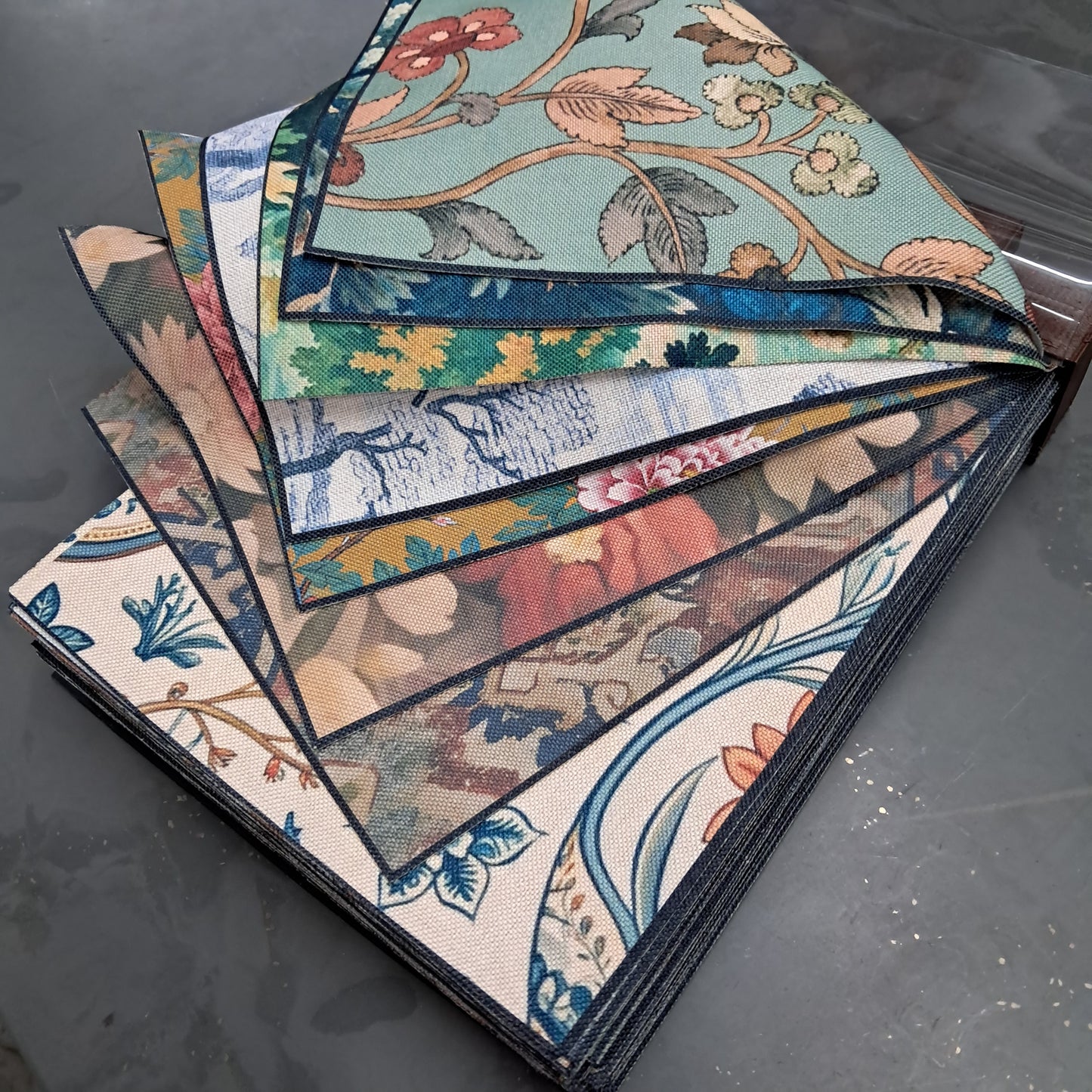 Mostruário com 80 Estampas