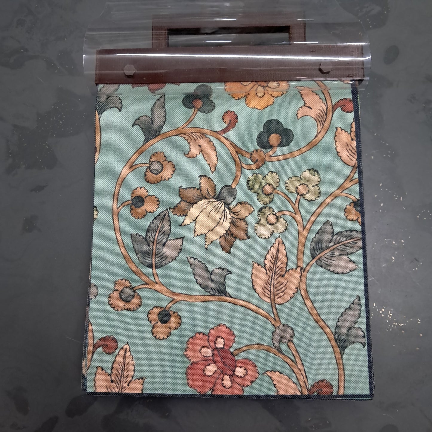 Mostruário com 80 Estampas