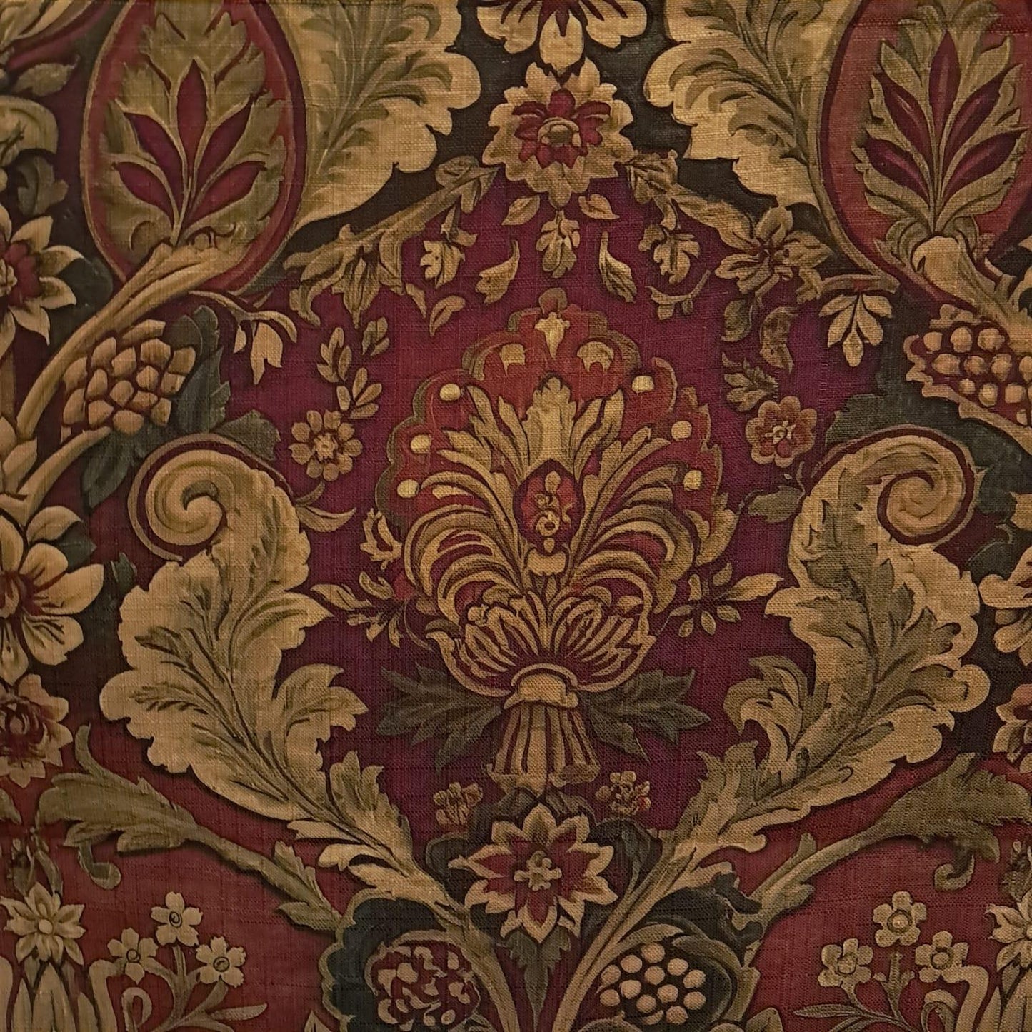 Tecido Para Sofá Linho Sintético Medalhão Marsala