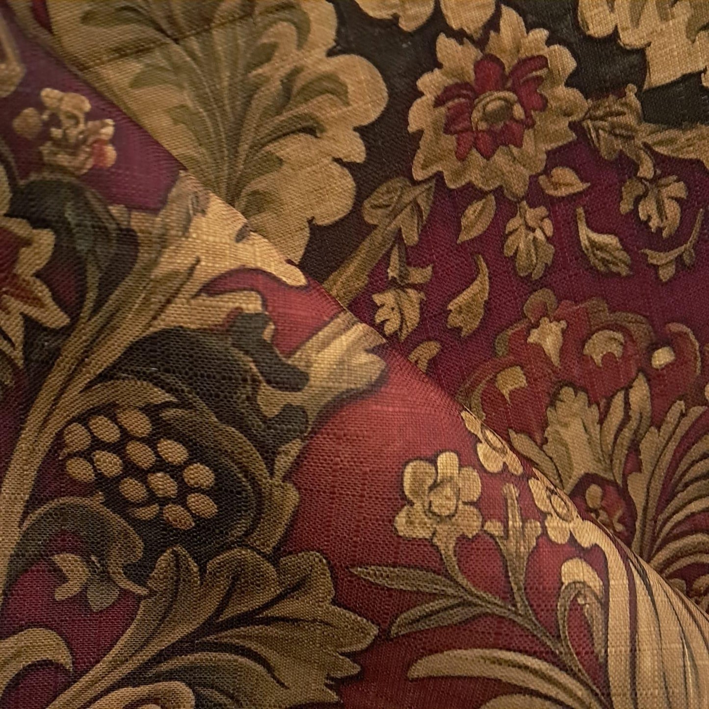 Tecido Para Sofá Linho Sintético Medalhão Marsala