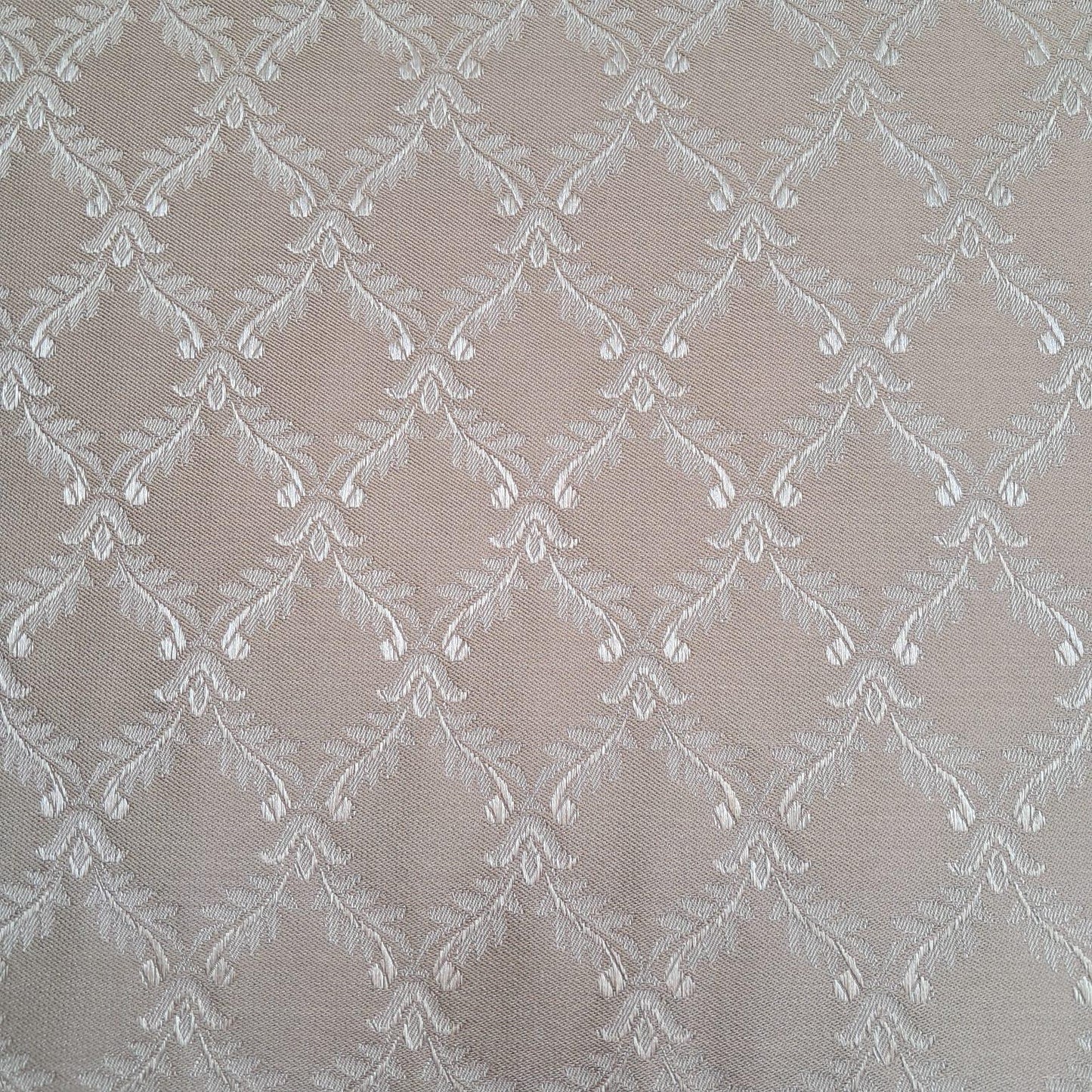 Tecido Para Sofá Chantung Bordado Bege