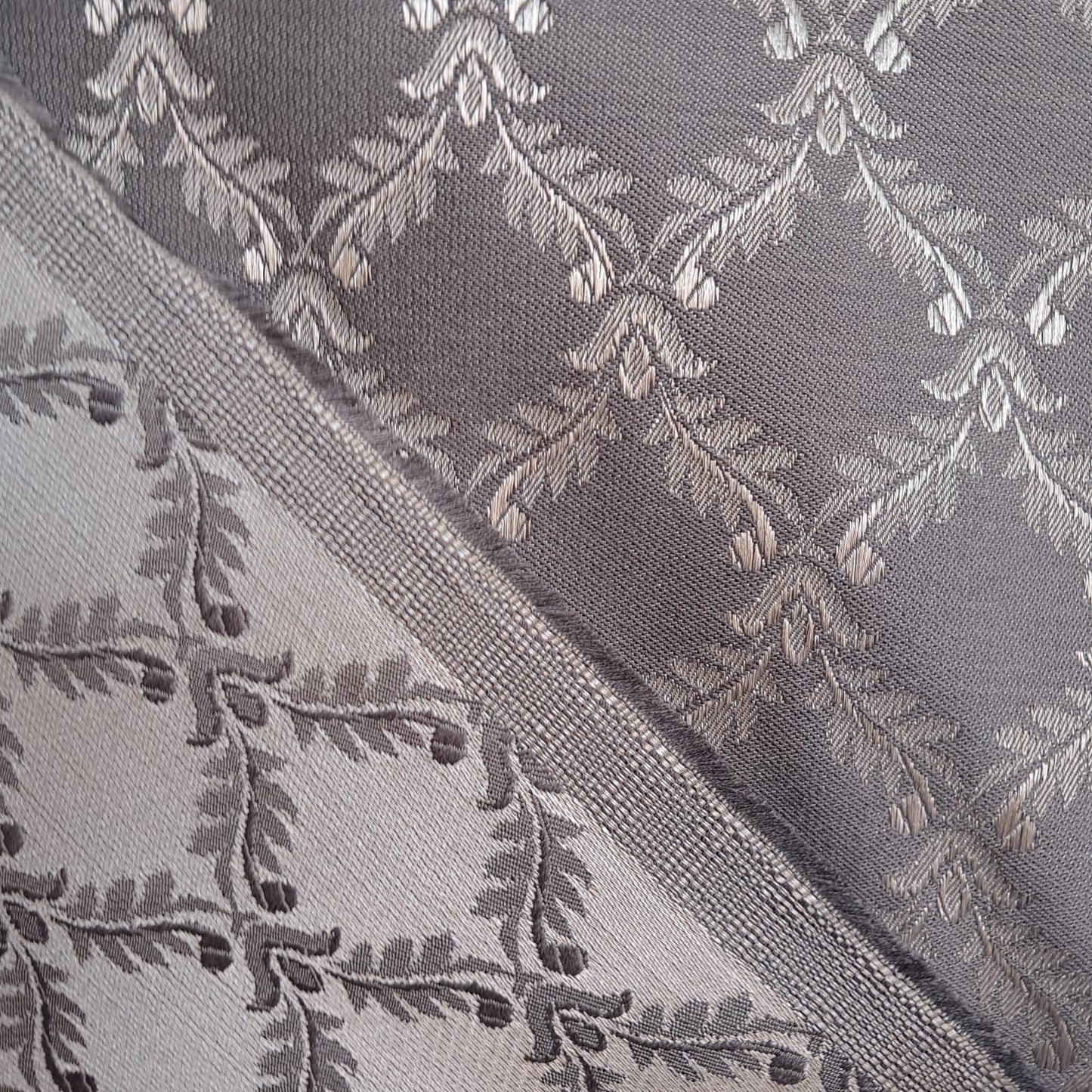 Tecido Para Sofá Chantung Bordado Prata