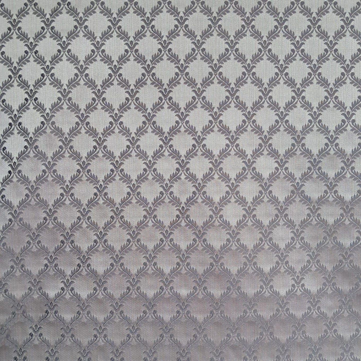 Tecido Para Sofá Chantung Bordado Prata