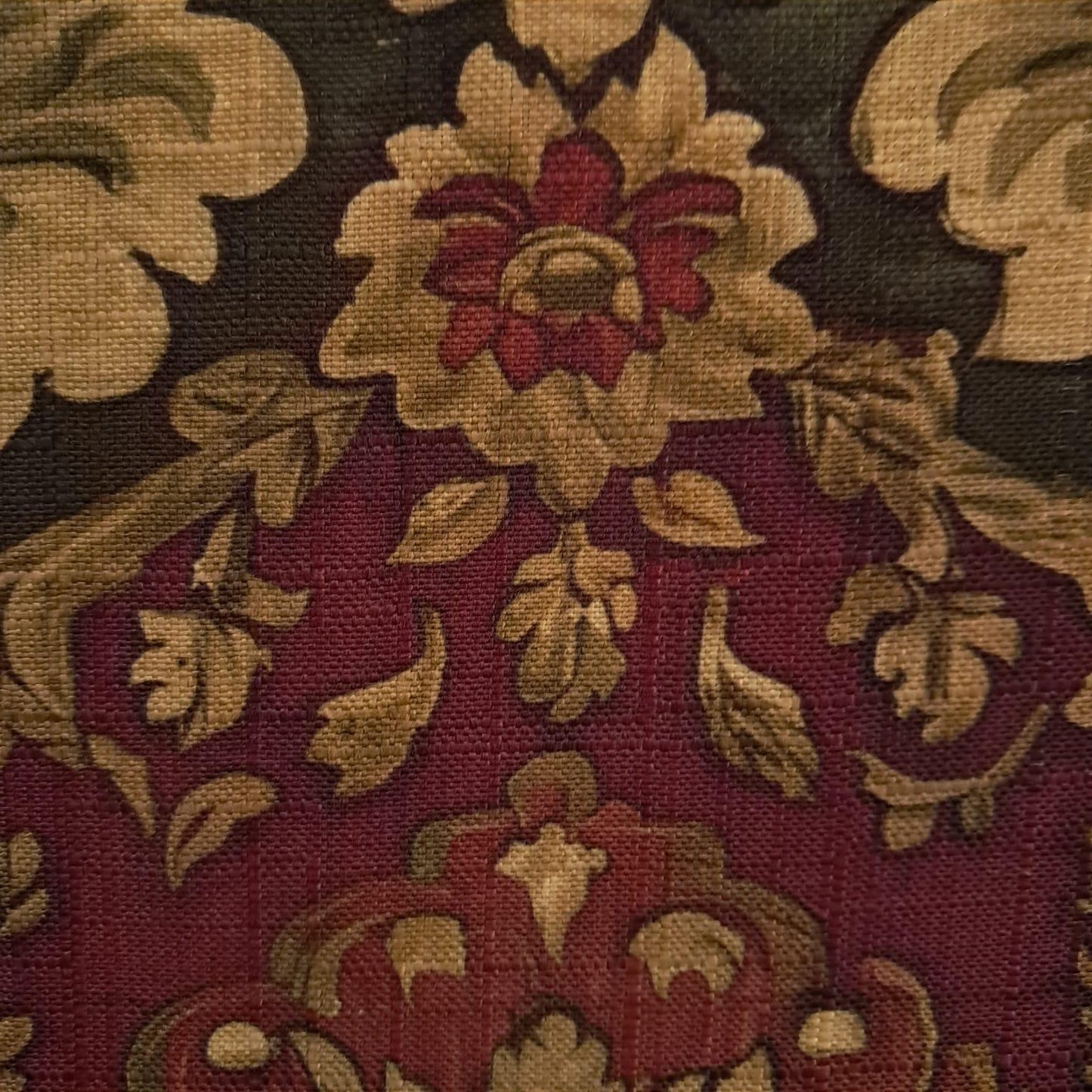 Tecido Para Sofá Linho Sintético Medalhão Marsala