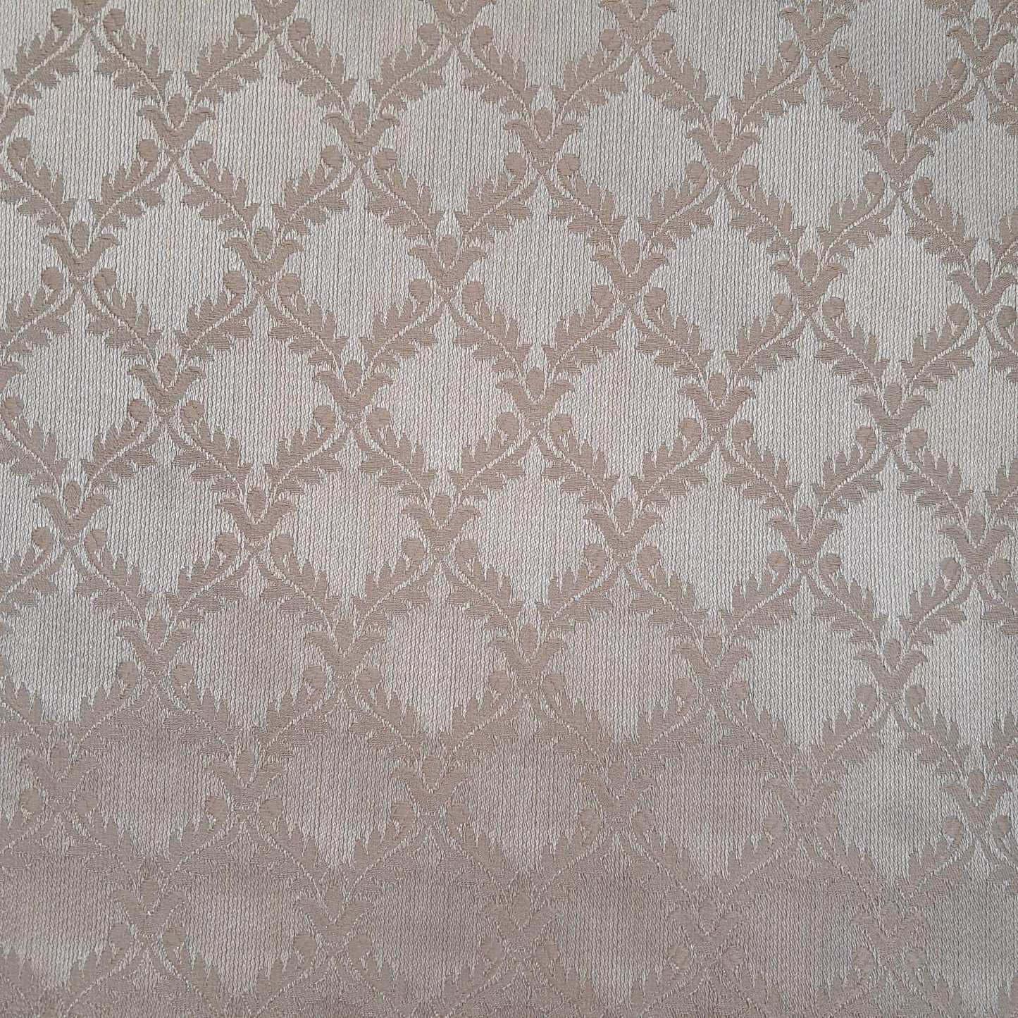 Tecido Para Sofá Chantung Bordado Bege