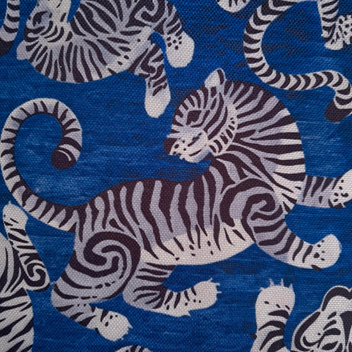 Tecido Para Sofá Linho Sintético Tigres Azul